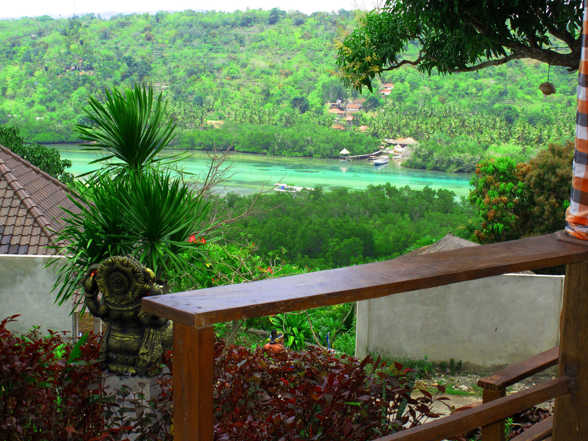 Dmas Huts Lembongan Hotel Luaran gambar